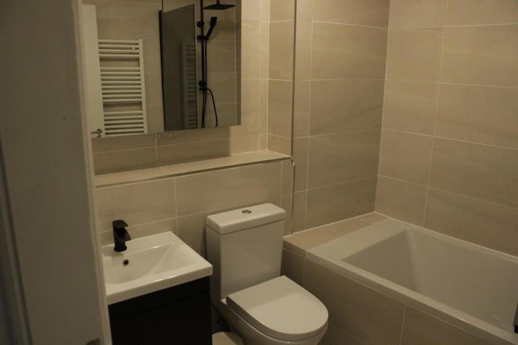 2 Bedroom Central London Apartment Modern And Stylish Eksteriør billede