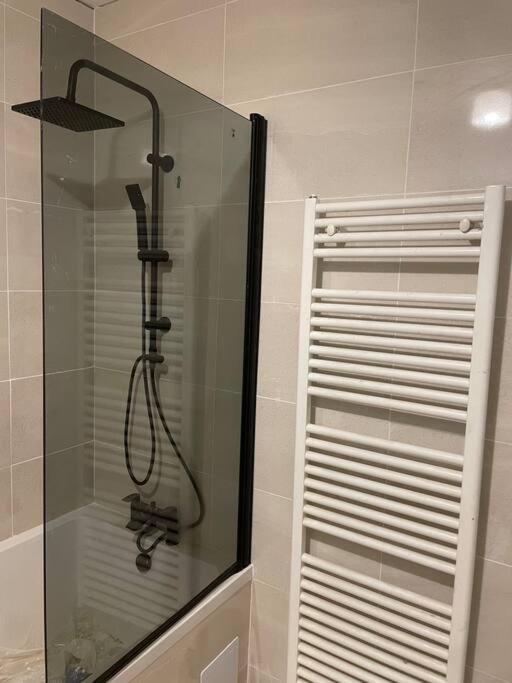 2 Bedroom Central London Apartment Modern And Stylish Eksteriør billede